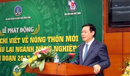  Phó Thủ tướng Chính phủ Vương Đình Huệ phát biểu tại lễ phát động cuộc thi. VGP/Nhật Bắc