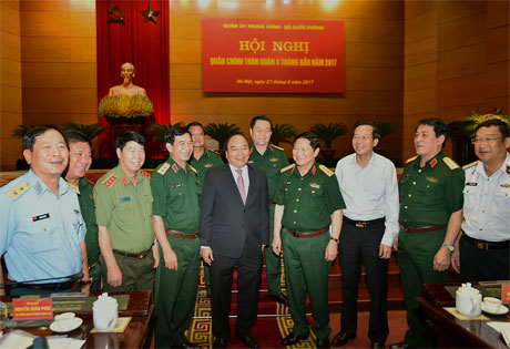  Thủ tướng Nguyễn Xuân Phúc và các đại biểu tham dự Hội nghị.