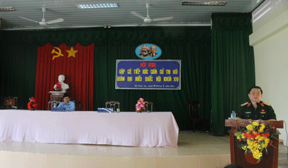 Trung tướng Nguyễn Trọng Nghĩa giải đáp ý kiến của cử tri 