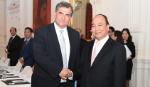 Vietnamese PM hosts international business leaders in Netherlands