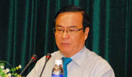 ông Phạm Anh Tuấn, Phó Chủ tịch UBND tỉnh phát biểu tại phiên giải trình ý kiến thảo luận tổ