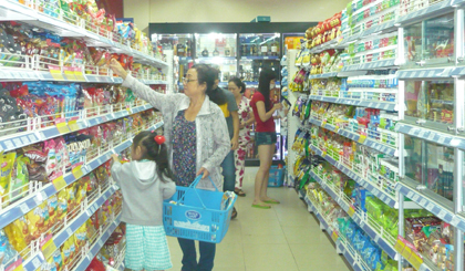 Các siêu thị, cửa hàng bách hóa trên địa bàn tỉnh hiện có khoảng 85% hàng hóa sản xuất trong nước được bày bán. 