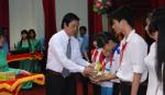 Giving 400 scholarships to students overcoming difficulties