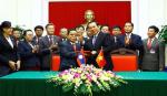 Vietnamese, Lao Party offices sign cooperation agreement