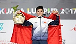 Kình ngư 15 tuổi Kim Sơn phá kỷ lục SEA Games