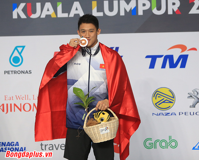 Paul Lê Nguyễn giành HCĐ ở 50m bơi bướm nam và 50m bơi ngửa nam - Ảnh: Minh Tuấn 