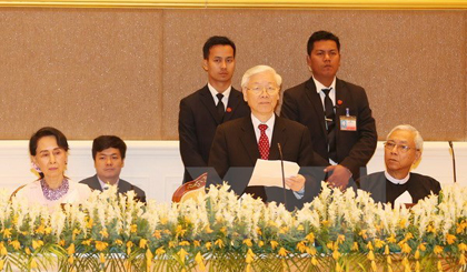 Party General Secretary Nguyen Phu Trong speaks at the banquet hosted by Myanmar President Htin Kyaw (Photo: VNA)