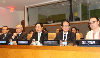 Foreign Minister Pham Binh Minh at the meeting