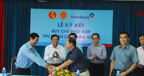 VietinBank chi nhánh Tiền Giang ký kết phối hợp với huyện Châu Thành.