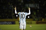 Messi đi vào lịch sử trong ngày Argentina giành vé dự World Cup