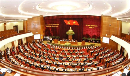  Scene at the 12th Party Central Committee’s sixth meeting (Photo: VNA)