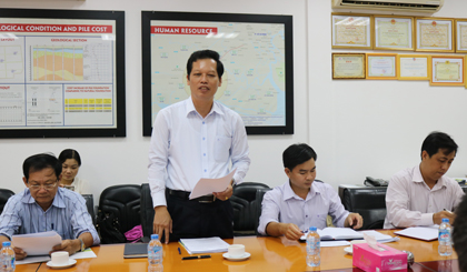 Khi tiến hành giám sát về tình hình xây dựng nhà ở công nhân, Trưởng Ban Kinh tế - Ngân sách HĐND tỉnh Nguyễn Thành Diệu nhân định, nhà ở công nhân đang là vấn đề bức thiết