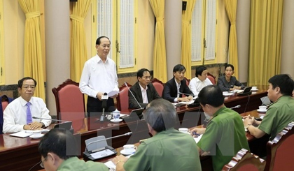 President Tran Dai Quang speaks at the working session.