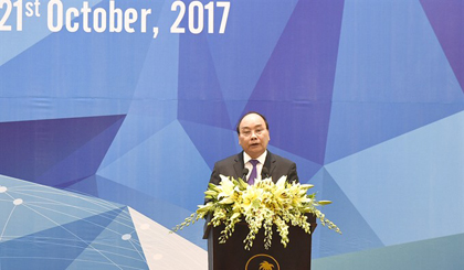 PM Nguyen Xuan Phuc made his opening speech at the APEC 2017 Finance Ministers’ Meeting on Saturday in Hội An City. 