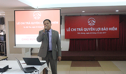 Ông Huỳnh Thanh Trúc, Giám đốc kinh doanh khu vực Mê Kông phát biểu tại buổi lễ 