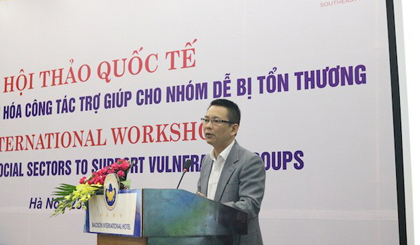 Dong Huy Cuong, Secretary-General of the Vietnam Peace and Development Foundation, speaks at the workshop (Photo: thoidai.com.vn)