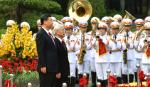 Party chief chairs welcome ceremony for Xi Jinping