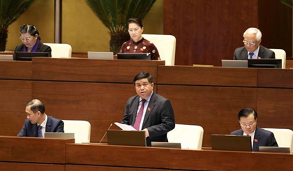 The Government should set out a roadmap in order to ensure economic growth is stable, legislators said on th