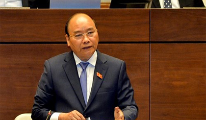  Thủ tướng Chính phủ Nguyễn Xuân Phúc trả lời chất vấn đại biểu Quốc hội. Ảnh: Văn Bình