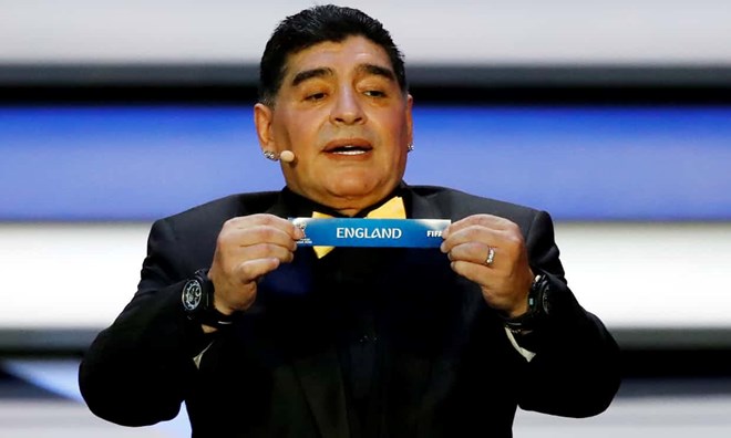 Huyền thoại Diego Maradona vẫn góp mặt ở lễ bốc thăm dù có vấn đề về sức khỏe