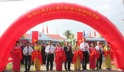 The ribbon cutting ceremony at the ceremony. Photo: PHUONG MAI