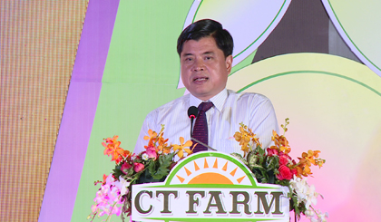  Deputy Minister of Agriculture and Rural Development Tran Thanh Nam speaks at the ceremony. Picture: thtg.vn