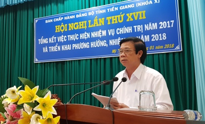 Bí thư Tỉnh ủy Nguyễn Văn Danh phát biểu tại hội nghị