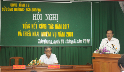 Phó chủ tịch UBND tỉnh Lê Văn Nghĩa phát biểu chỉ đạo.