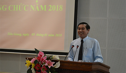 Ông Lê Văn Hưởng, Phó Bí thư Tỉnh ủy, Chủ tịch UBND tỉnh phát biểu chỉ đạo tại hội nghị