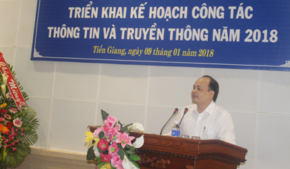 Giám đốc Sở TT-TT Nguyễn Văn Dũng phát biểu tại hội nghị.