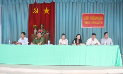 Đại biểu HĐND tỉnh, huyện tiếp xúc cử tri tại xã An Thái Đông 