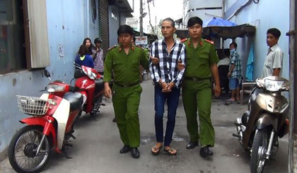 Lực lượng Công an bắt giữ Lê Thanh Nhàn  tại phường 2, TP. Vĩnh Long, tỉnh Vĩnh Long.