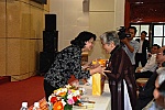 Phó Chủ tịch nước Đặng Thị Ngọc Thịnh tặng quà Tết tại Tiền Giang