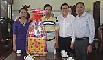 Chủ tịch UBND tỉnh Lê Văn Hưởng thăm, chúc tết doanh nghiệp