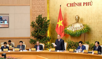 Prime Minister Nguyen Xuan Phuc speaking at the meeting (Photo: VGP)