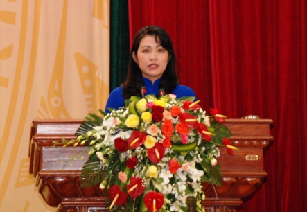 Bí thư Tỉnh đoàn Nguyễn Thị Uyên Trang bày tỏ cảm xúc và quyết tâm phấn đấu của tuổi trẻ Tiền Giang