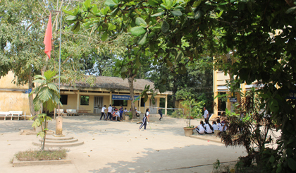 Trường THCS Hội Xuân - nơi 3 nữ sinh mất tích đang theo học .