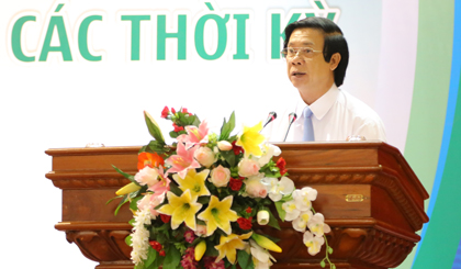 Đồng chí Nguyễn Văn Danh phát biểu tại buổi hợp mặt.