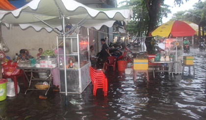The shops flooded with water to affect the sale of people.