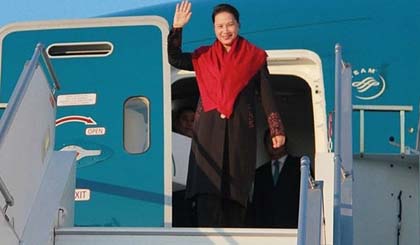 National Assembly Chairwoman Nguyen Thi Kim Ngan arrives at Geneva international airport