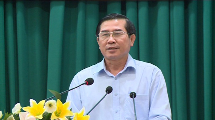 Deputy Secretary of the Provincial Party Committee, Chairman of the PPC Le Van Huong speaks at the conference. Photo: thtg.vn