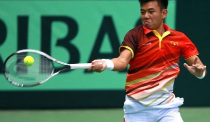 Ly Hoang Nam and teammates win 3-0 over Cambodia at Davis Cup on April 4 in Hanoi. (Photo: baomoi.com)