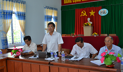 Phó Chủ tịch HĐND tỉnh Phạm Văn Bảy phát biểu tại buổi làm việc
