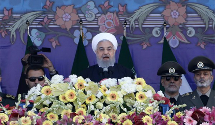 Tổng thống Iran Hassan Rouhani phát biểu nhân kỷ niệm Ngày Quân đội Iran tại Tehran ngày 18-4. Nguồn: AFP/TTXVN