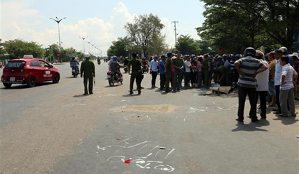 The scene of a traffic accident in Ninh Thuan province on April 30 (Photo: VNA)