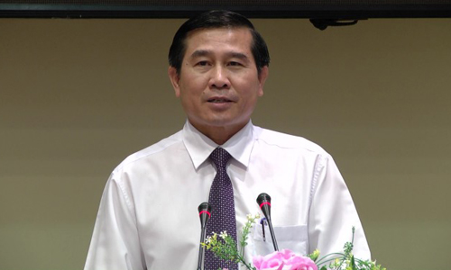 Chairman of the PPC Le Van Huong speaks at the meeting. Photo: thtg.vn