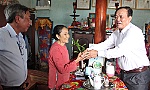 Lãnh đạo UBND tỉnh thăm gia đình chính sách ở huyện Gò Công Tây