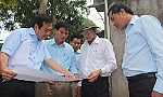 Chairman of the PPC checks the public order situation in Tan Huong Industrial Zone