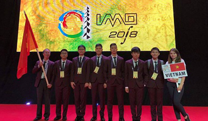 Đội tuyển Việt Nam tham dự Olympic Toán quốc tế năm 2018