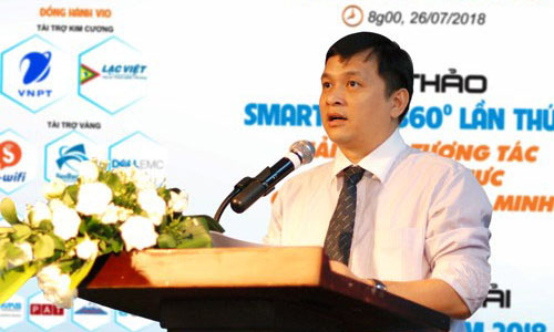 Lam Nguyen Hai Long, head of the HCM City Computer Association speaks at the conference (Source: pcworld.com.vn)